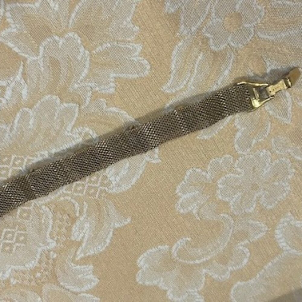 GOLDETTE NY Victoria Revival Gold Mesh BRACELET - Picture 11 of 12